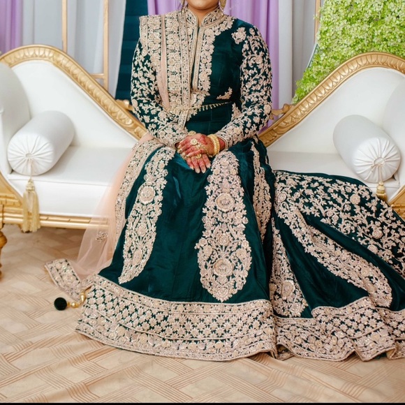 Embroidered Green Bridal Anarkali Dress with Gold Detailing - Picture 2 of 3